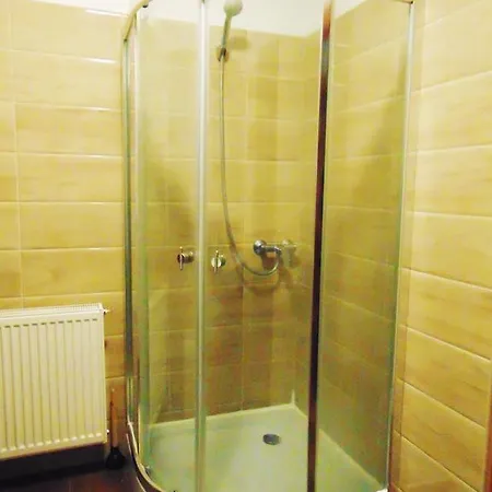 Porcelan Vendeghaz Διαμέρισμα Hollohaza