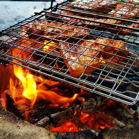 Porcelan Vendeghaz Διαμέρισμα *