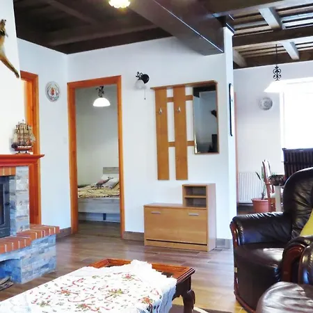 Porcelan Vendeghaz Hollohaza